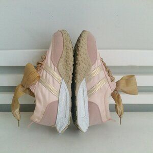 THICK-SOLE WOMEN'S LOW TOP SNEAKERS PINK Sz-US 8